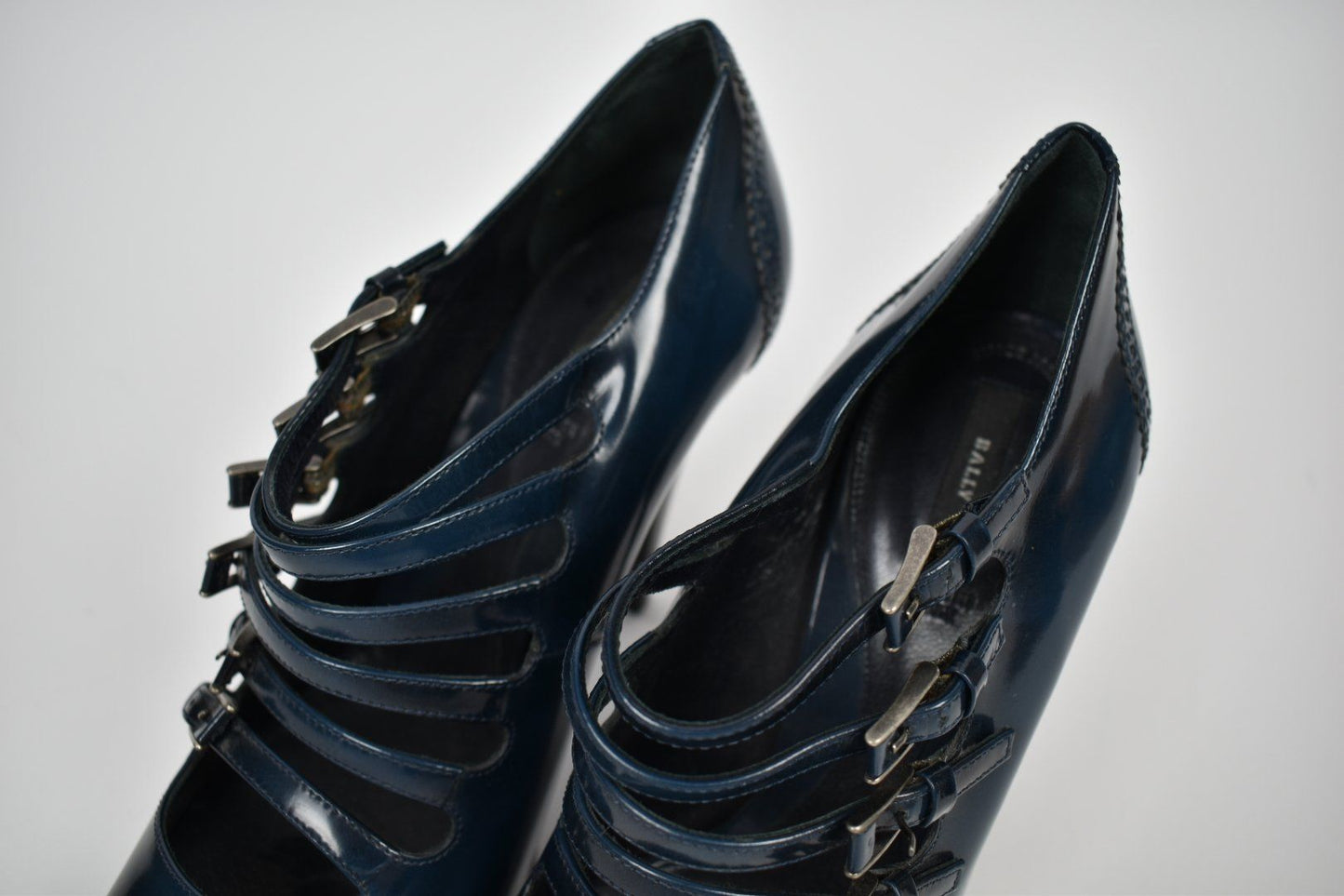 Bally Sandalen, Gr. 39.5 ( US 9 ), Lack - 2ND STORY