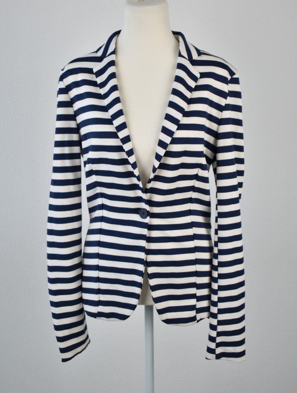 Benetton Jacke, ungetragen, Gr.38 (44), 70% Viskose - 2ND STORY