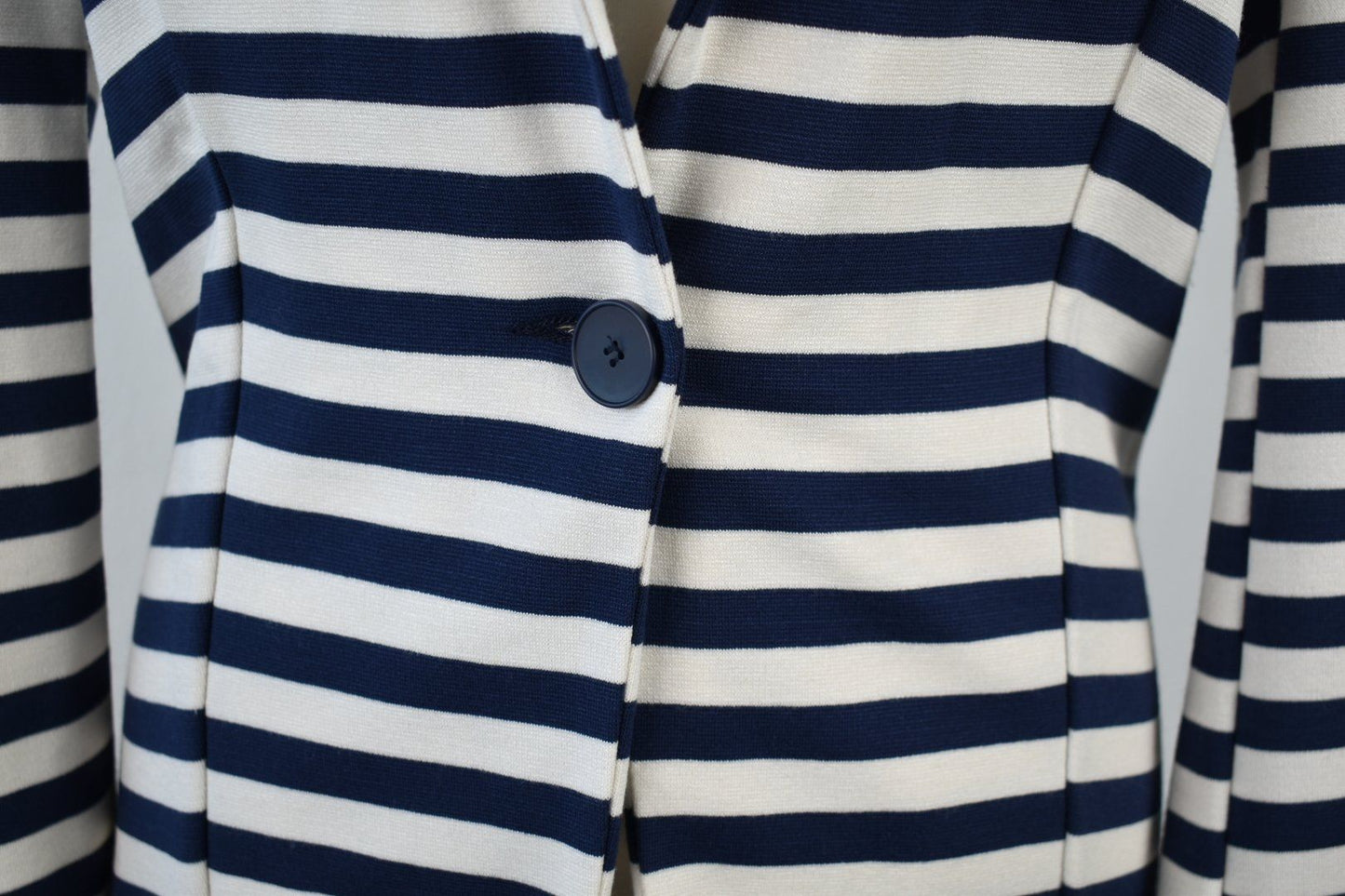 Benetton Jacke, ungetragen, Gr.38 (44), 70% Viskose - 2ND STORY