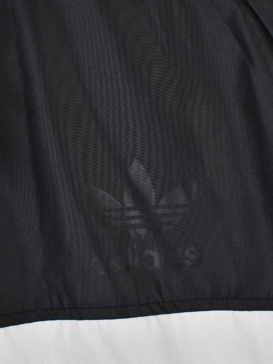 Adidas Windjacke Gr.M, neuwertig - 2ND STORY