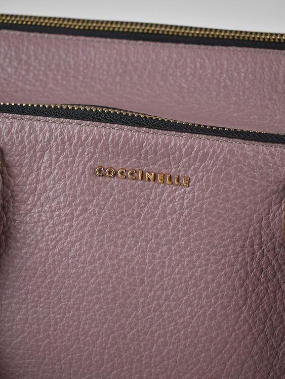 Coccinelle Tasche, Mauve, sehr guter Zustand