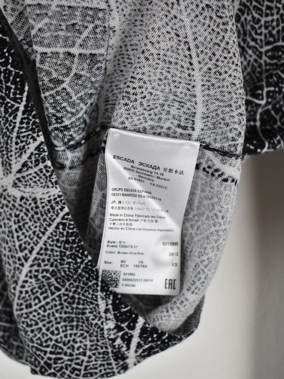 Escada feiner Cardigan Gr.XS, ungetragen, 100% Viskose - 2ND STORY