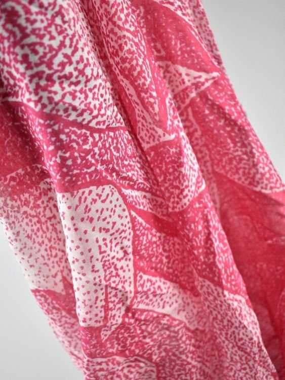 Escada Foulard, Modal & Seide, 145 x 140 - Foulard - 2ND STORY