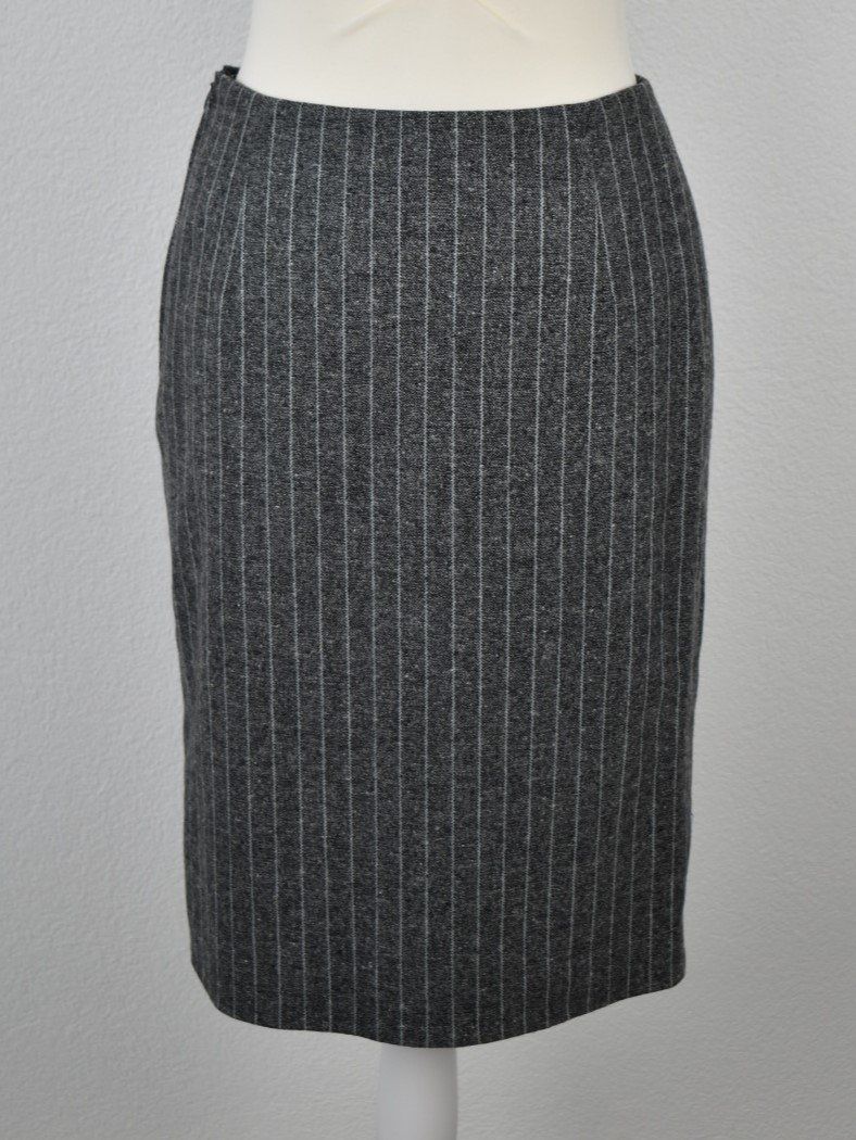 Escada Rock Gr.34 - 2ND STORY