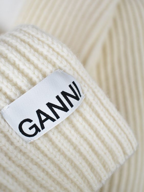 Ganni Schal, offwhite - Schal - 2ND STORY