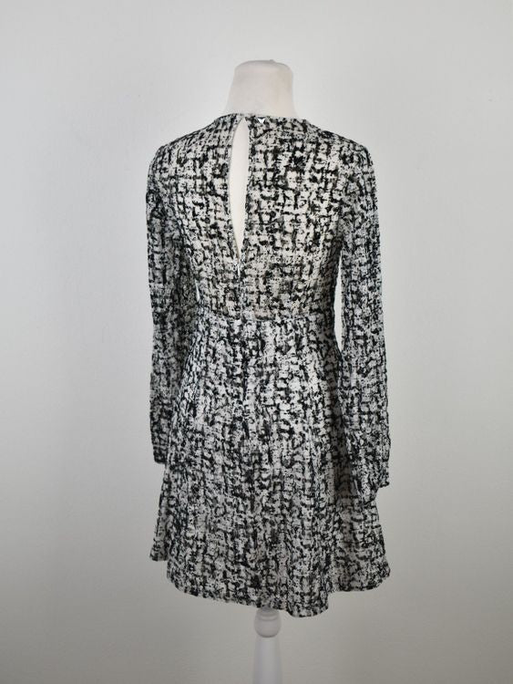 Guess Spitzenkleid Gr.36 (38)