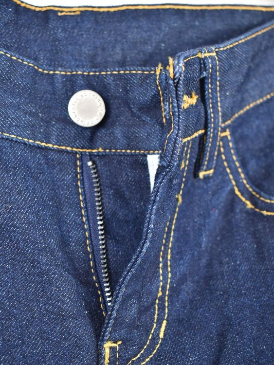 HNST Straight Jeans, Gr.26/32, neuwertig - Jeans - 2ND STORY