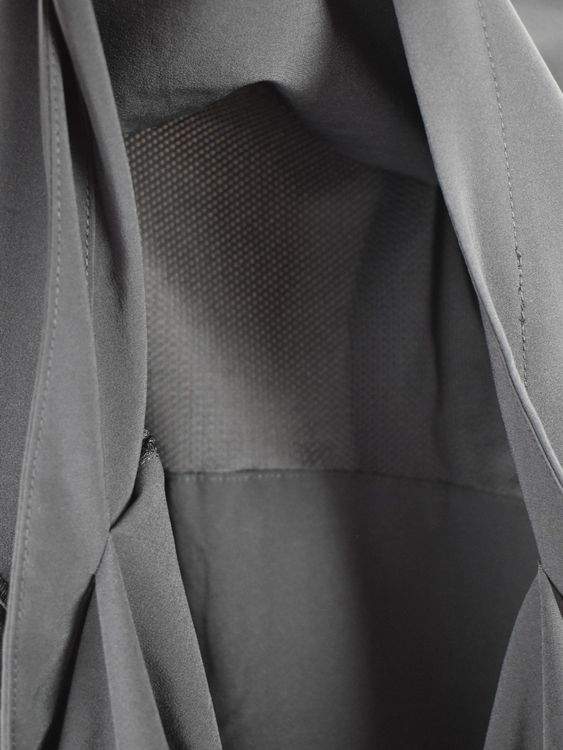 Jordan Jacke aus schwarzem Webstoff Gr.L, neuwertig - 2ND STORY