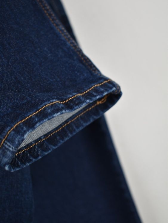 Levi's 80's Mom Jeans, dunkelblau, Gr.26/30 - Jeans - 2ND STORY