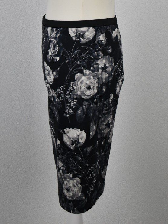 Marc Cain Rock Gr.36 (N2) - 2ND STORY