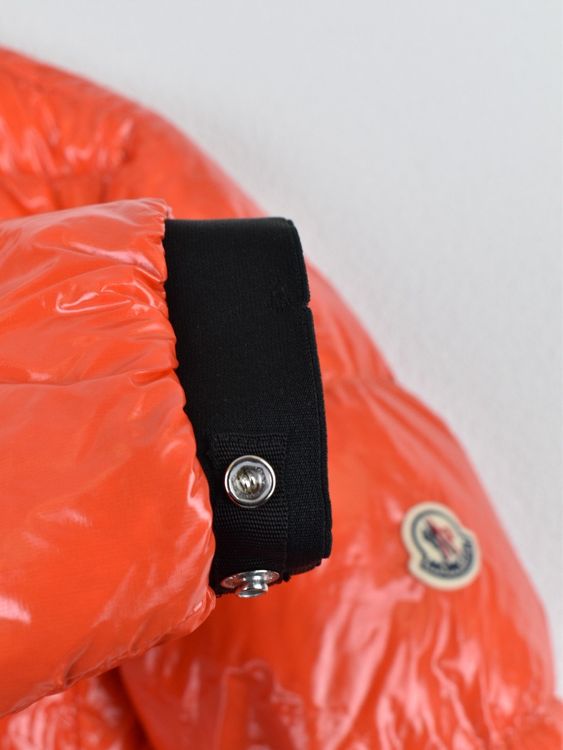 Moncler Maewo Daunenjacke, Gr.2 (M), orange Lack, neuwertig