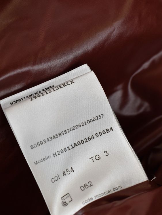 Moncler Verdon Daunenjacke, rot, Lack Nylon, Gr.3 (L) - Jacke - 2ND STORY