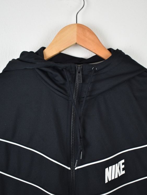 Nike Trainingsjacke Gr.S, neuwertig - 2ND STORY