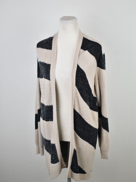 Street One Strickjacke Gr.34/36, neuwertig
