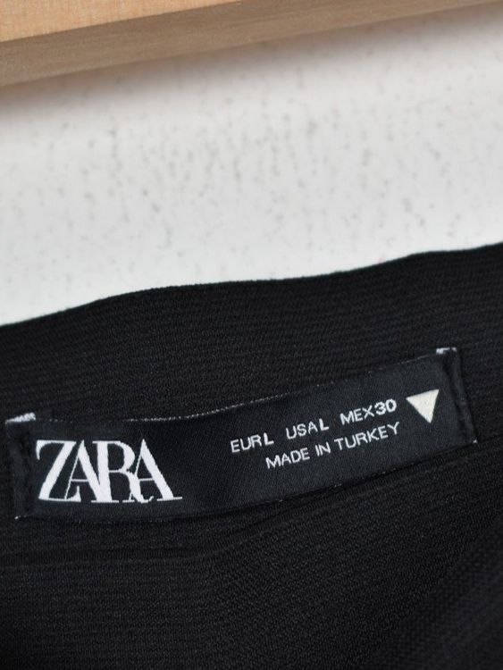 Zara Plissee Rock, Gr.L, neuwertig