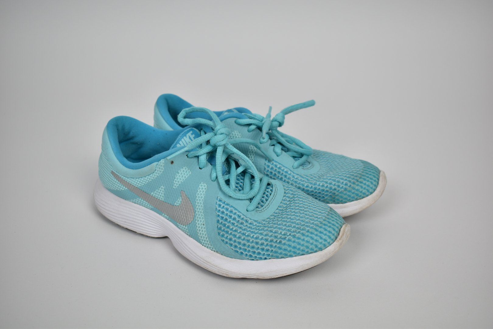 Nike Revolution 4 Laufschuhe / Sneaker, Gr.38.5 - 3