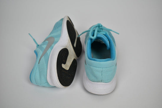 Nike Revolution 4 Laufschuhe / Sneaker, Gr.38.5 - 6