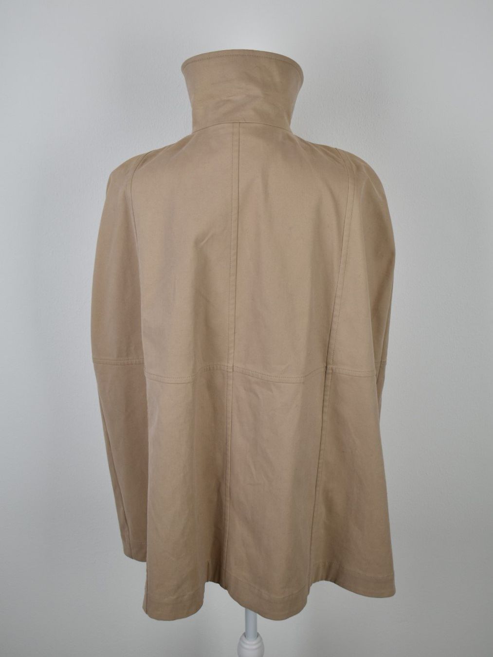 Akris Cape Gr.40 neuwertig - 2