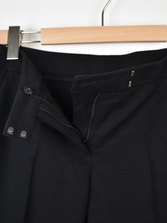 Akris Punto Stoffhose Gr.36, 69% Viskose, schwarz