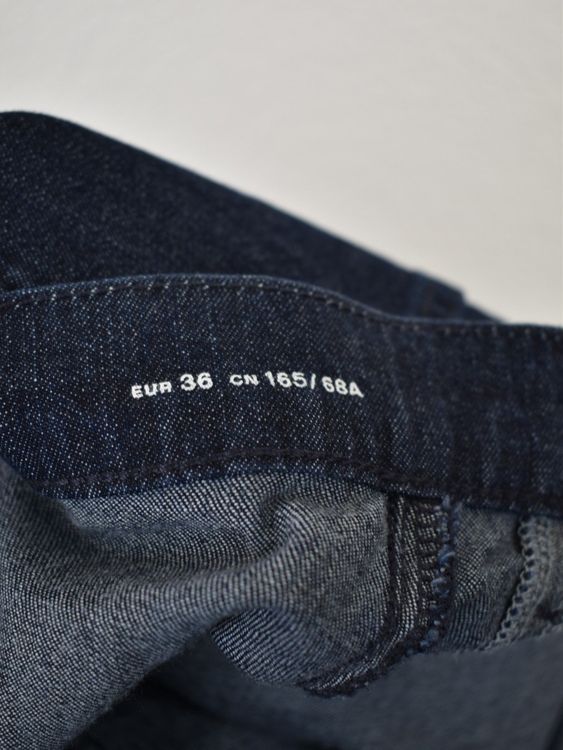 Arket "Lupine" Flared Jeans, blau, Gr.36, neuwertig - Jeans - 2ND STORY