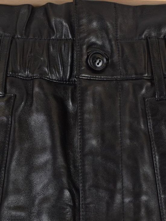 ba&sh Lammleder Shorts, Gr.0 (34), wie neu - Shorts - 2ND STORY