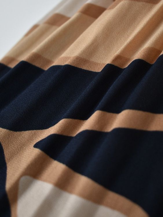 Betty Barclay Plissee Bluse Gr.40, neuwertig - 2ND STORY