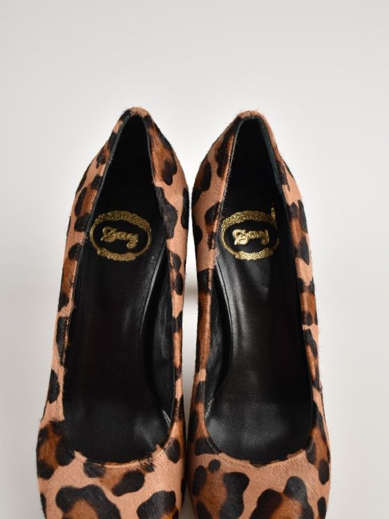 Day Pumps, Fell Animalprint, Gr.39, neuwertig
