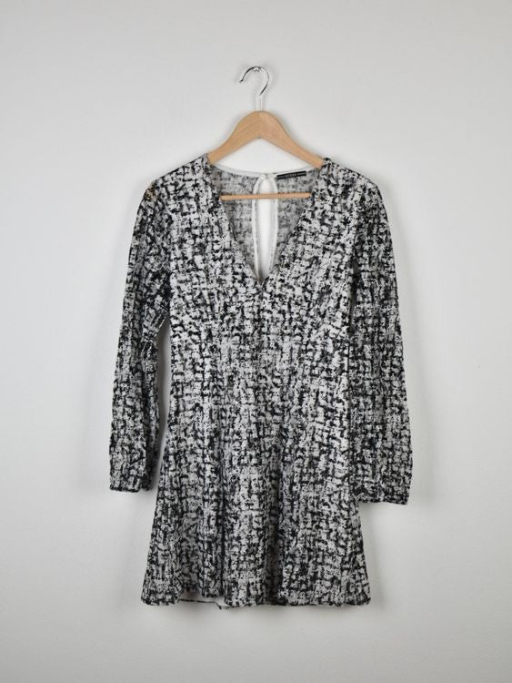 Guess Spitzenkleid Gr.36 (38)