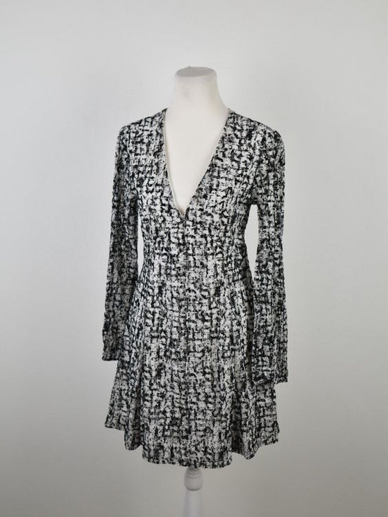 Guess Spitzenkleid Gr.36 (38)