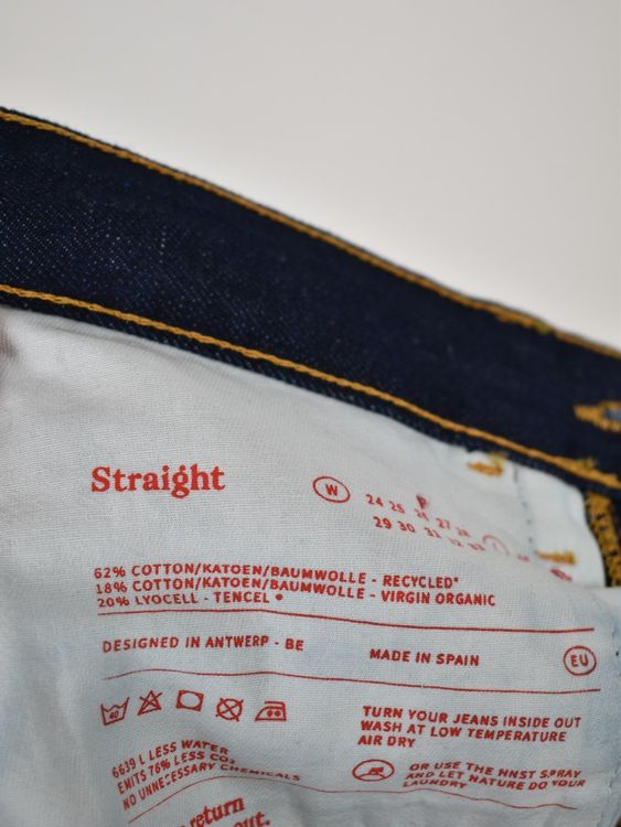 HNST Straight Jeans, Gr.26/32, neuwertig - Jeans - 2ND STORY