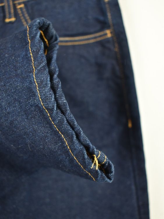 HNST Straight Jeans, Gr.26/32, neuwertig - Jeans - 2ND STORY