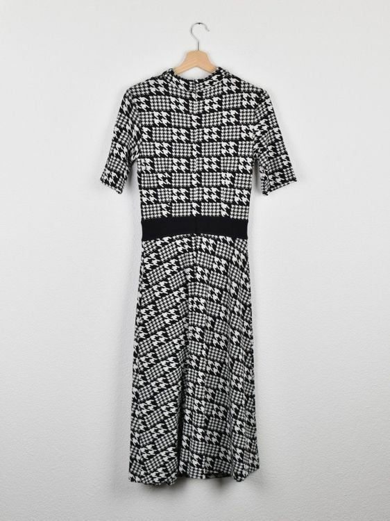 Hugo Strickkleid, Gr.36, neuwertig, 85% Viskose - Kleid - 2ND STORY