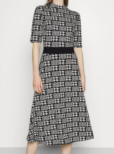 Hugo Strickkleid, Gr.36, neuwertig, 85% Viskose - Kleid - 2ND STORY