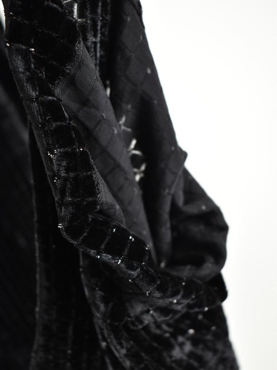 Massimo Dutti Samthose, Gr.42, schwarz mit Steinchen - 2ND STORY