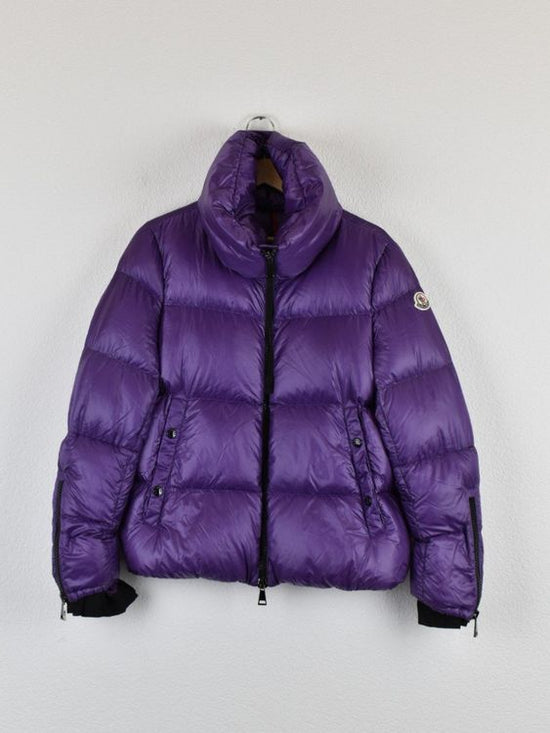 Moncler Bandama Daunenjacke, lila, Gr.4 (40/42), neuwertig - Jacke - 2ND STORY