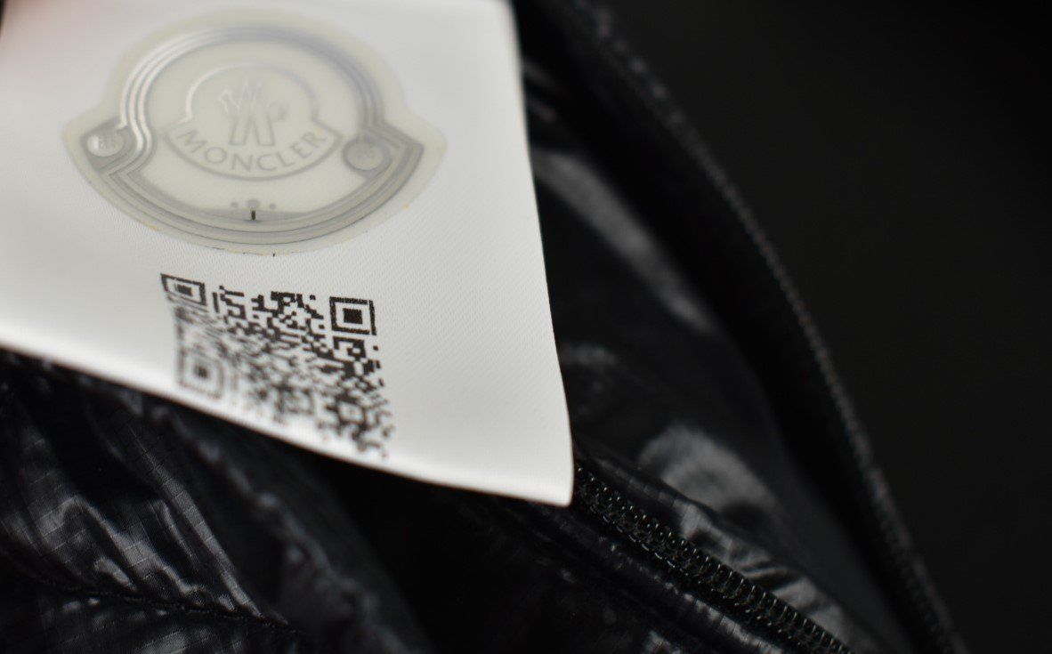 Moncler Joele Giubbotto Daunenjacke Gr.2 (48)