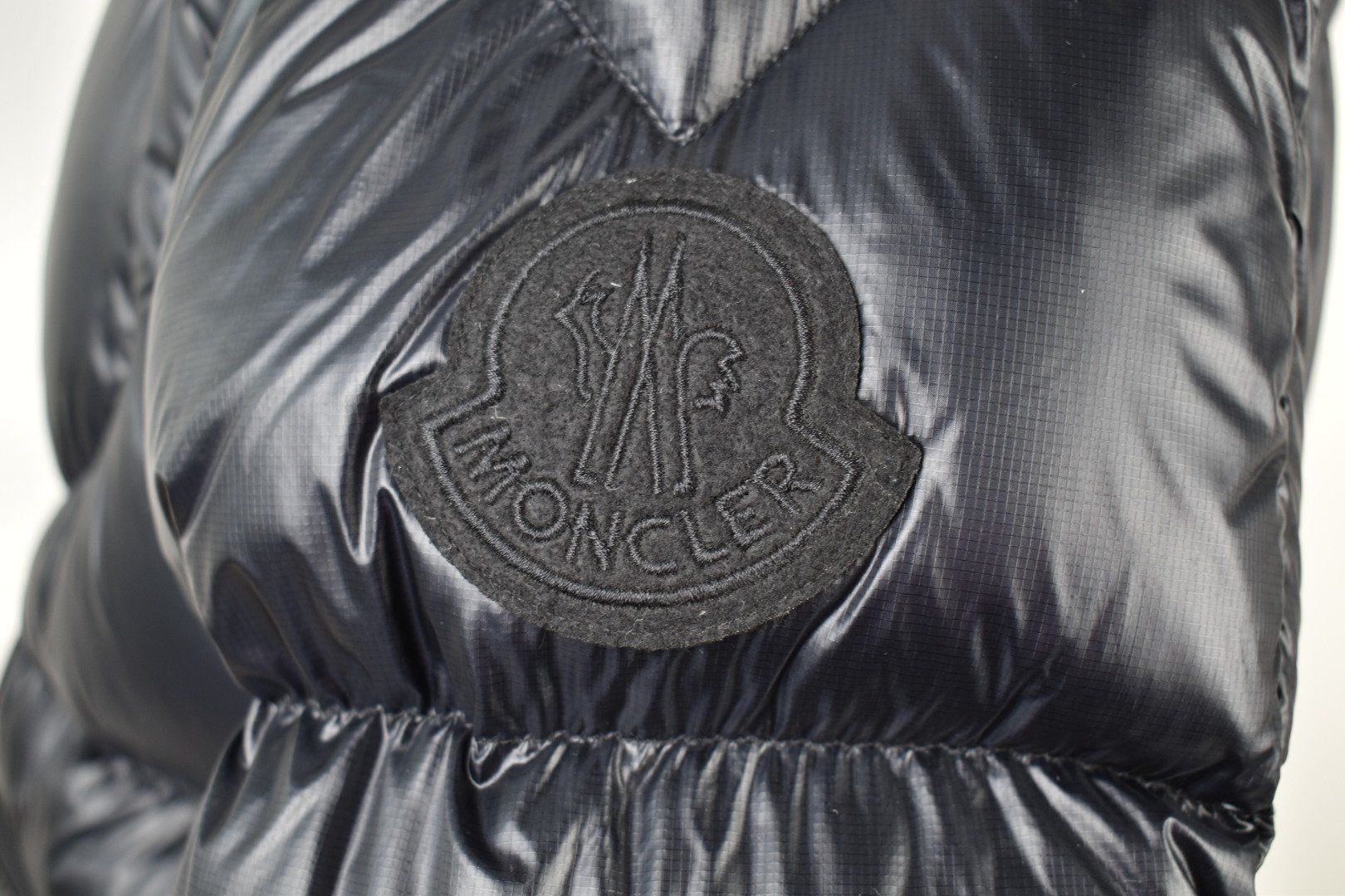 Moncler Joele Giubbotto Daunenjacke Gr.2 (48)