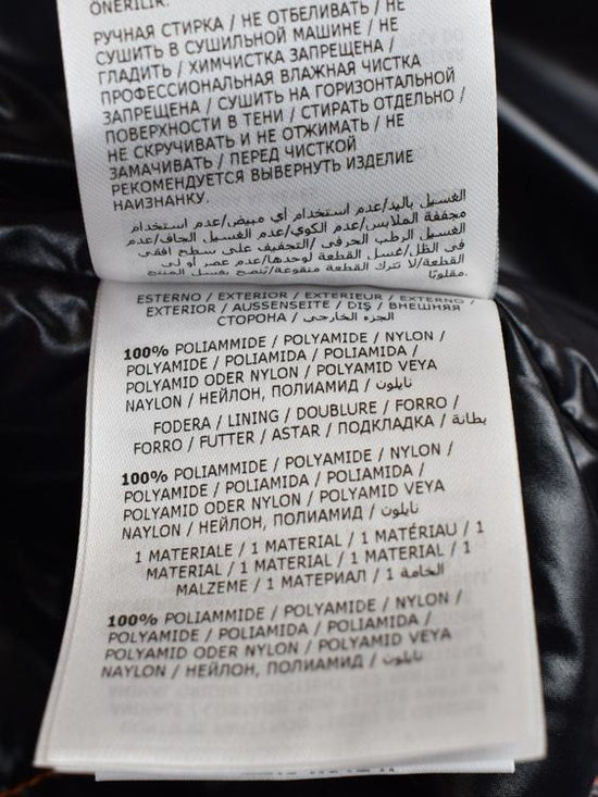 Moncler Maewo Daunenjacke, Gr.2 (M), orange Lack, neuwertig
