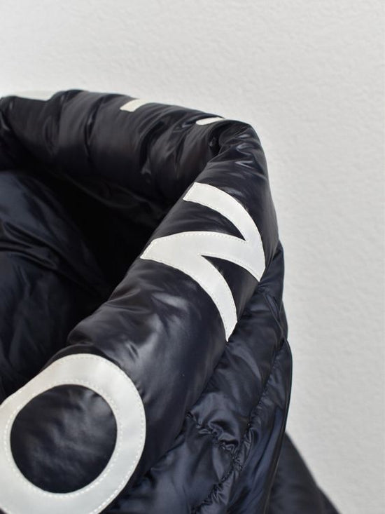 Moncler Montreuil Hooded Logo Daunen Gilet, Gr.S, neuwertig - Gilet - 2ND STORY