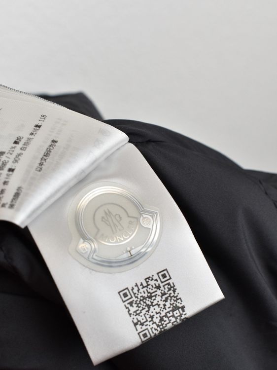 Moncler Tamega Daunengilet, schwarz, Gr.S, neuwertig - Gilet - 2ND STORY