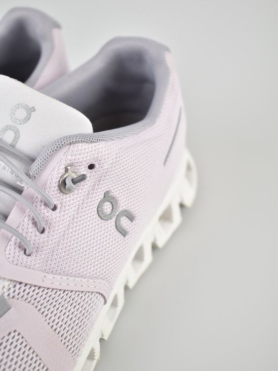 On Cloud 5 Sneaker, Gr.39 (USW8 / UK6) - Sneaker - 2ND STORY