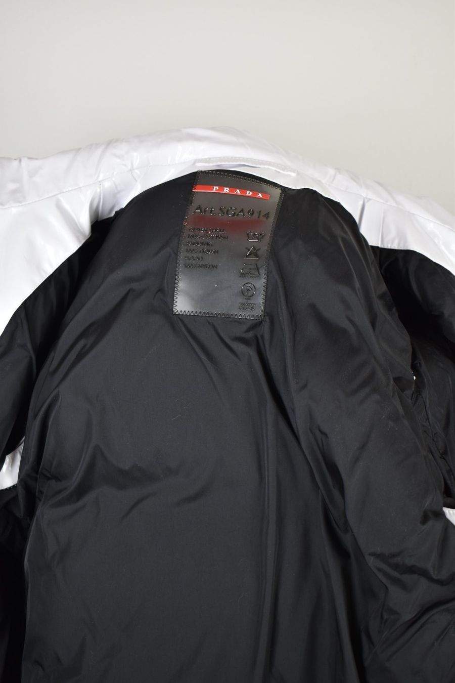 Prada Daunenjacke Gr.48 neuwertig