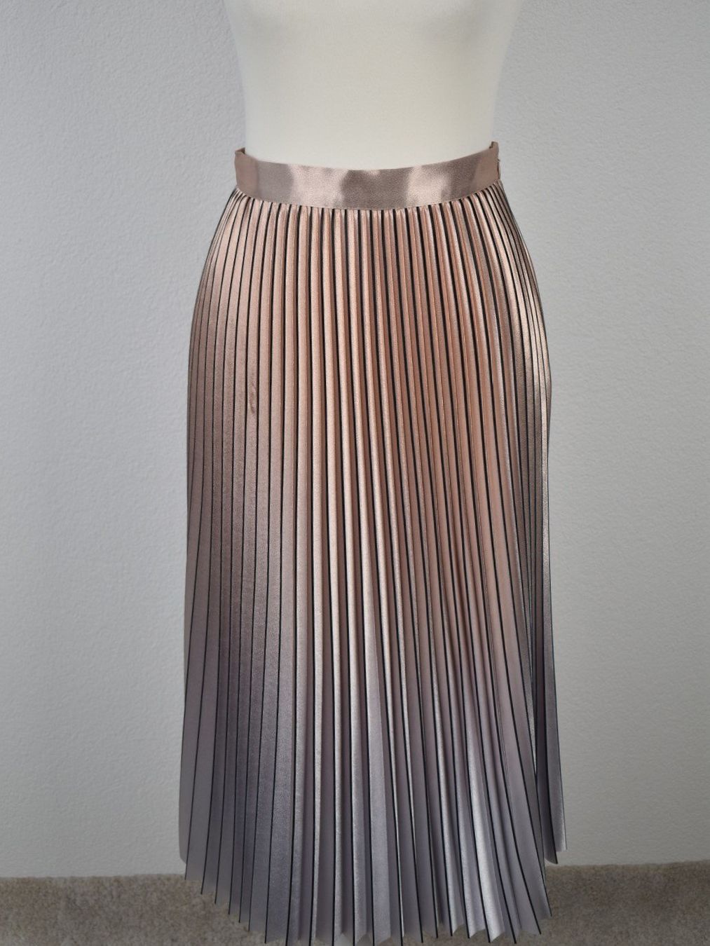 Reiss Faltenrock Gr.34 Ombré