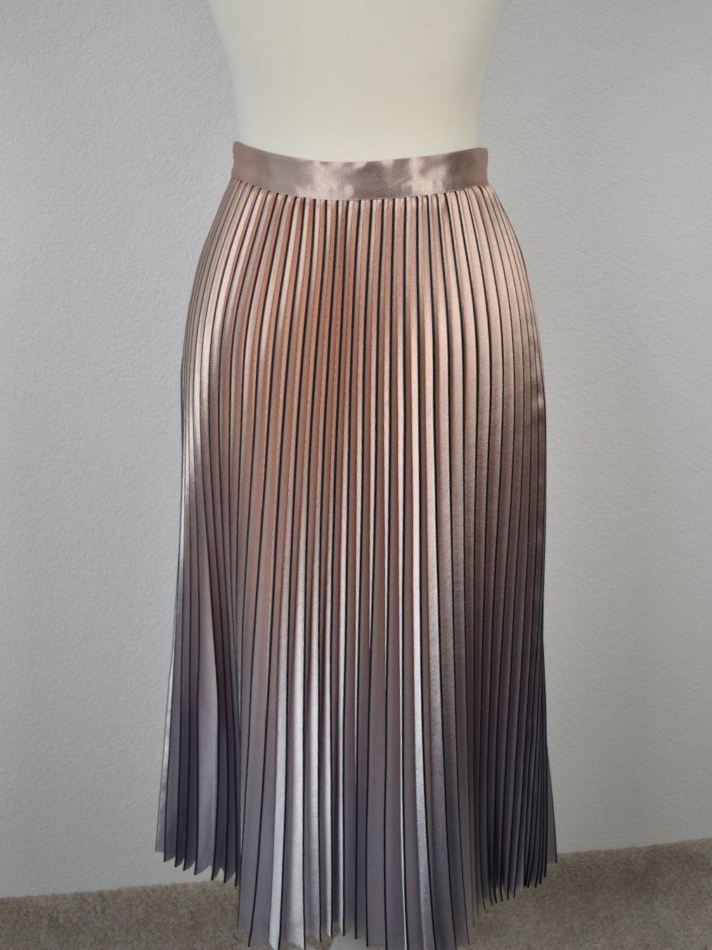 Reiss Faltenrock Gr.34 Ombré