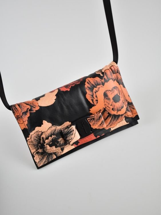 Salvatore Ferragamo Viva Mini Crossbody Tasche mit Tuch - 2ND STORY