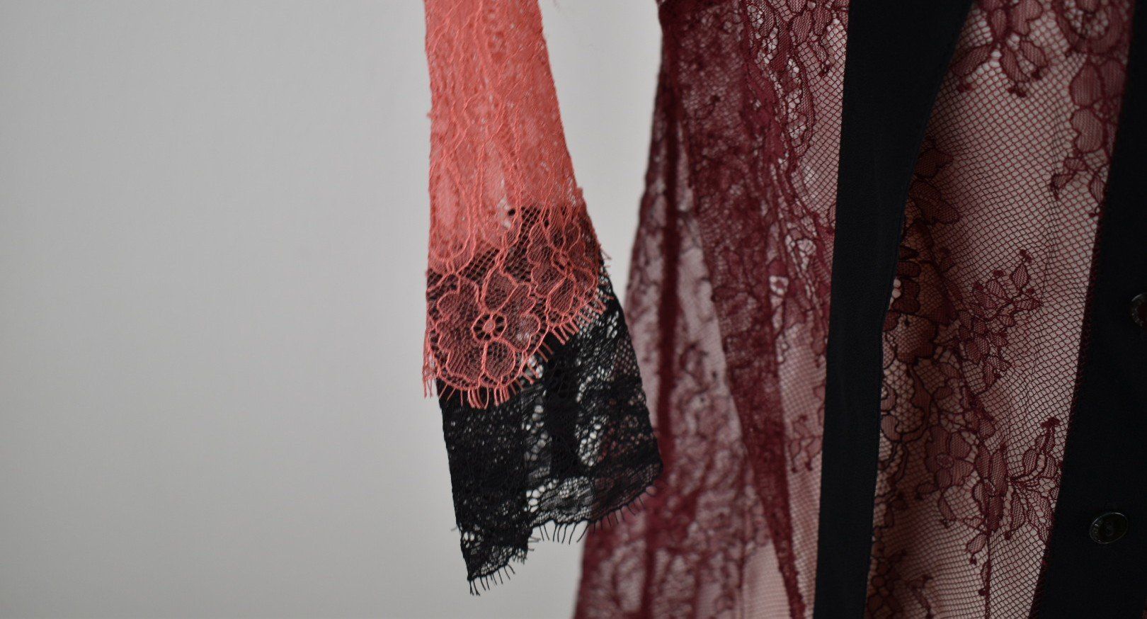 Twinset Bluse aus Spitze Gr.38