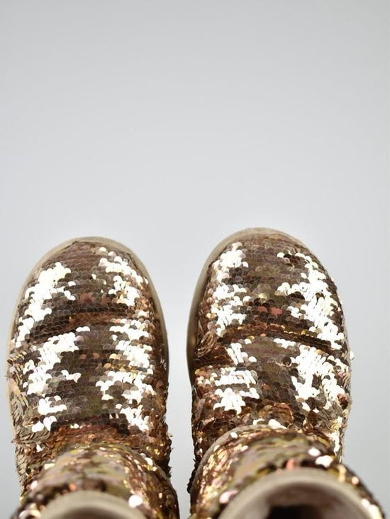 Ugg Classic Short Sequin Boots Gr.39, gold/Pailletten - 2ND STORY