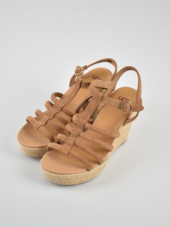 UGG Cressida Sandalen, neuwertig, Gr.39.5 - Sandalen - 2ND STORY