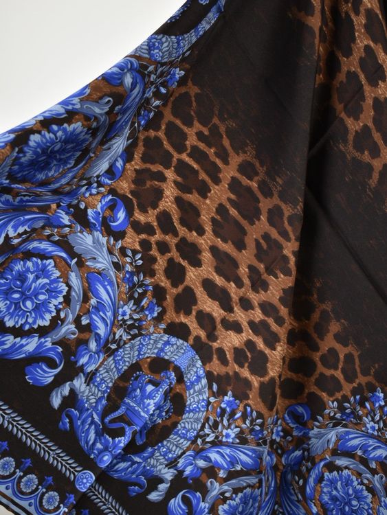 Versace Seidenschal /Foulard, neuwertig - Foulard - 2ND STORY