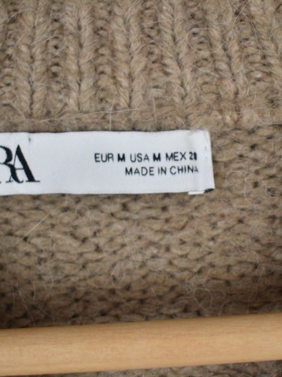 Zara kurzer Strickpullover Gr.M